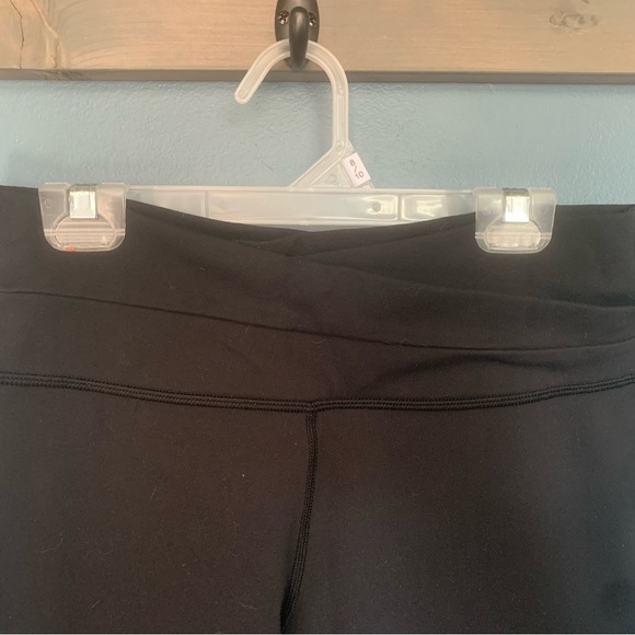 Lululemon yoga pants - Picture 4 of 6